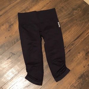 Reebok crops, black